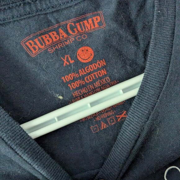 Bubba gump Shrimp T-shirt  SIZE SMALL - Picture 2 of 4